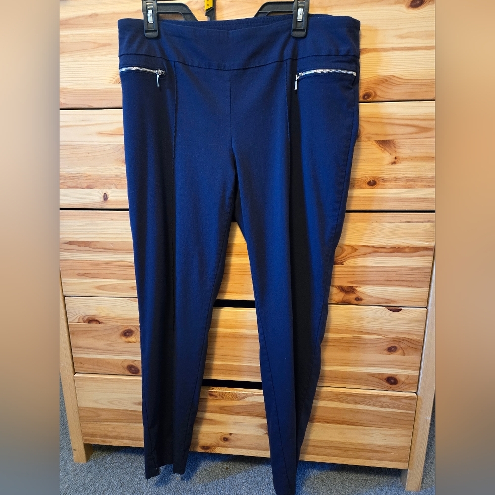 ZAC & RACHEL BLUE PULL-ON DRESS PANTS. SIZE 12.